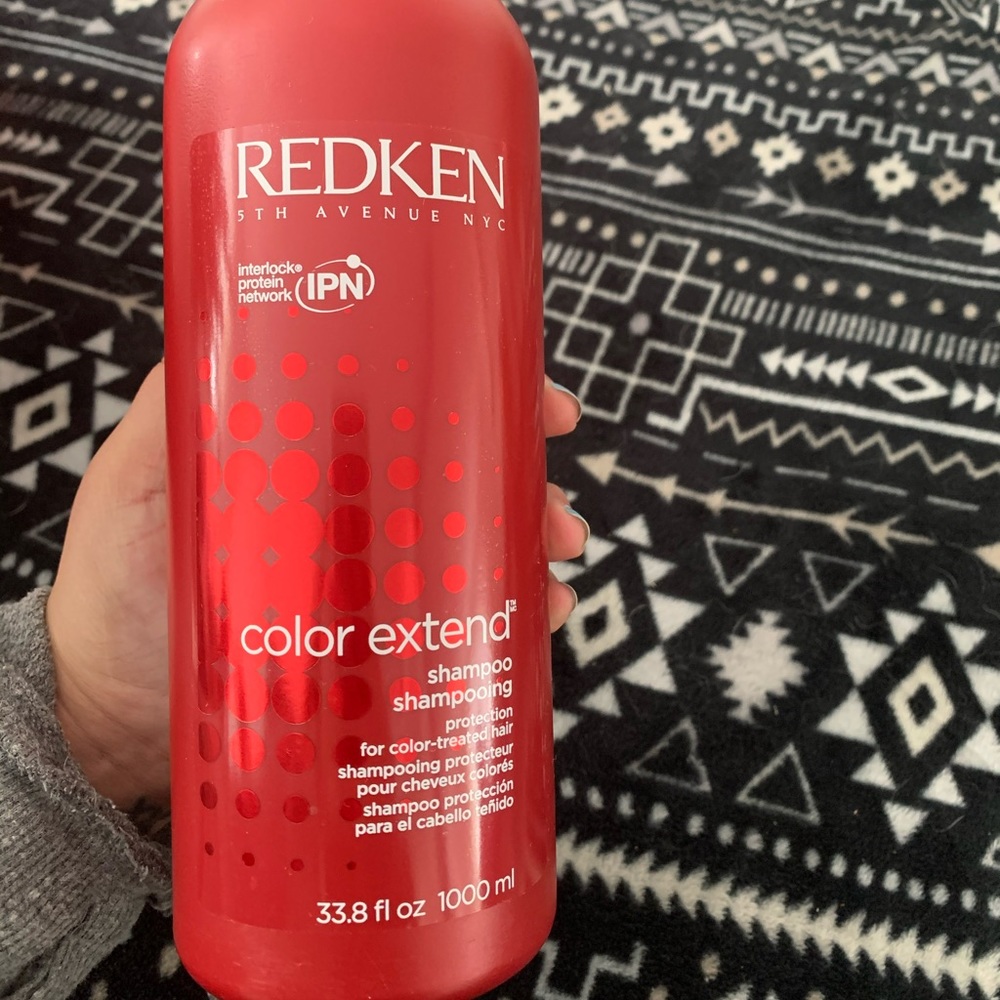 Redken color extend shampoo